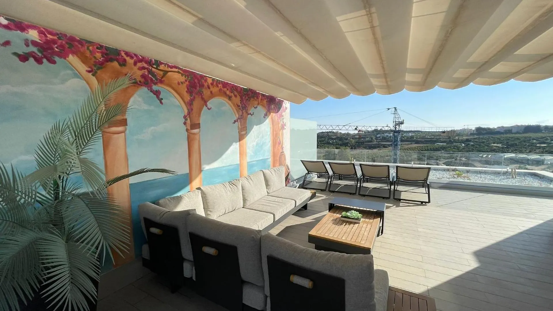 Vivi Homes - Lima Pool, Sunny Terrace & Beach Estepona Spain